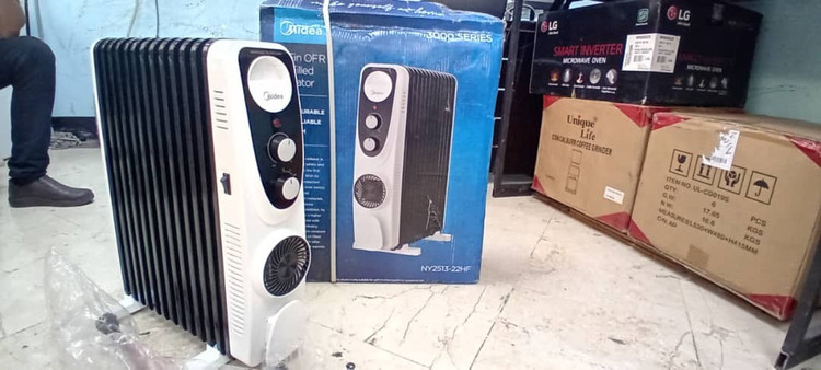 شوفاژ برقی مایدیا مدل NY2513-22HF ۱۳ پره